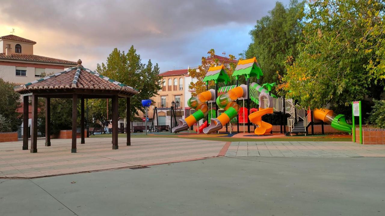 Apartamento Piso en la zubia con vistas y excelente ubicación Exterior foto