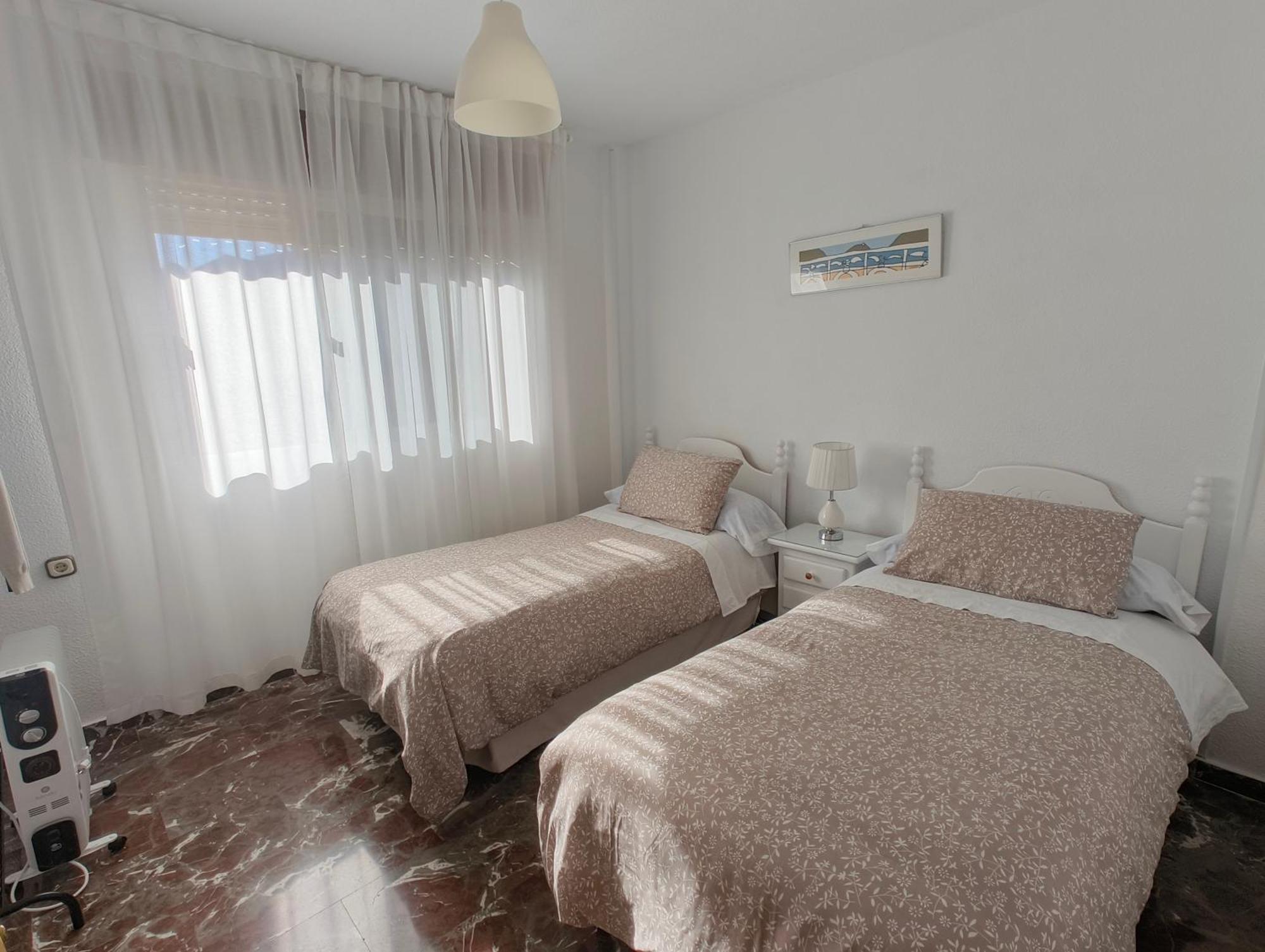 Apartamento Piso en la zubia con vistas y excelente ubicación Exterior foto